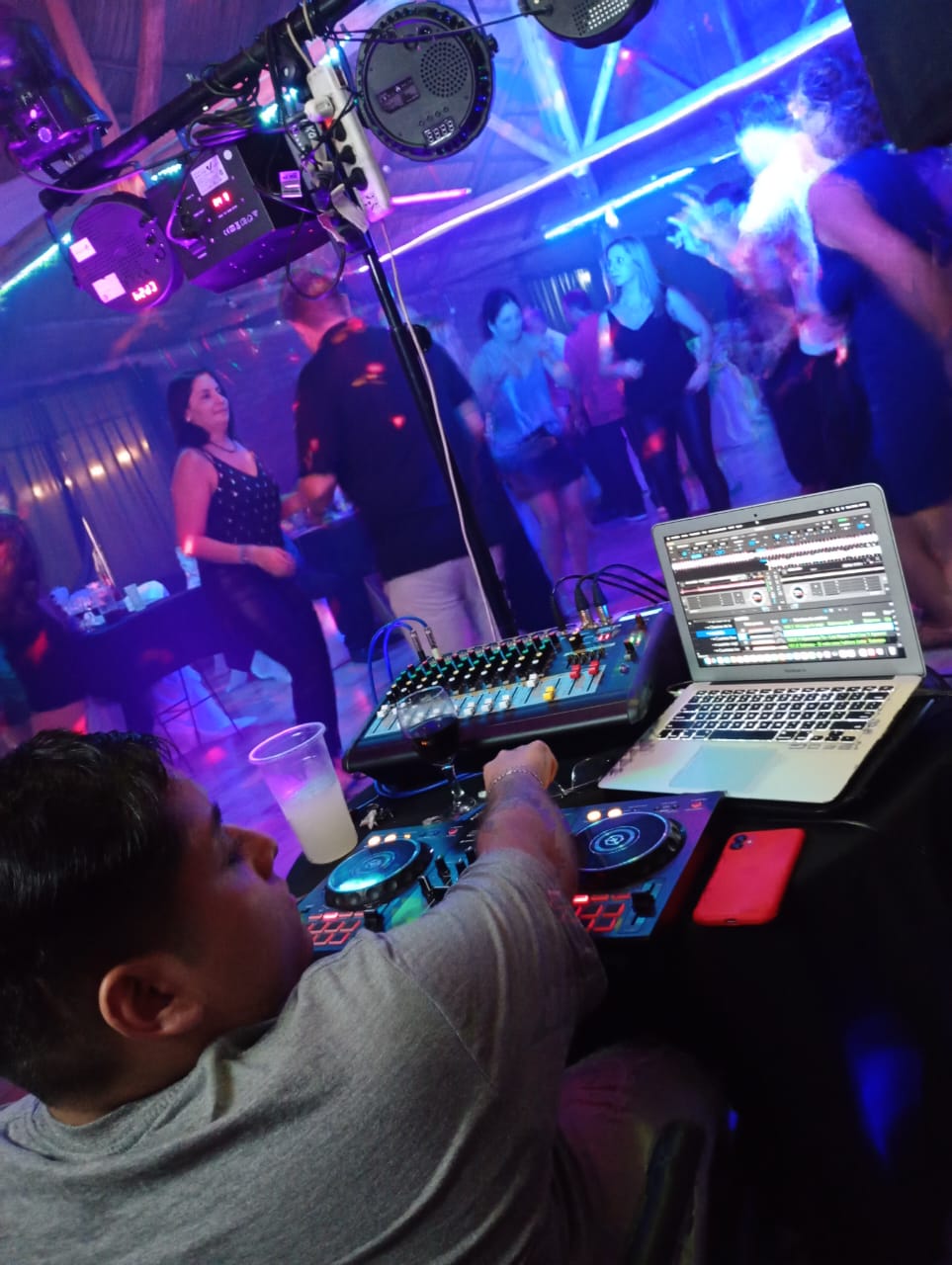 Casamiento con DJ Niko Mix